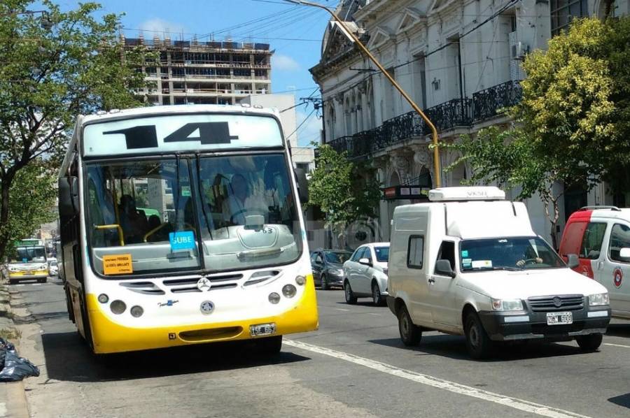 Algunas líneas de colectivo cambian su recorrido en la ciudad 