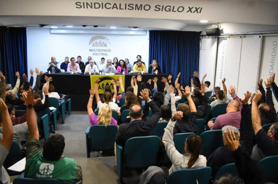Asoem acordó un 30% de incremento salarial y no habrá paro de los municipales