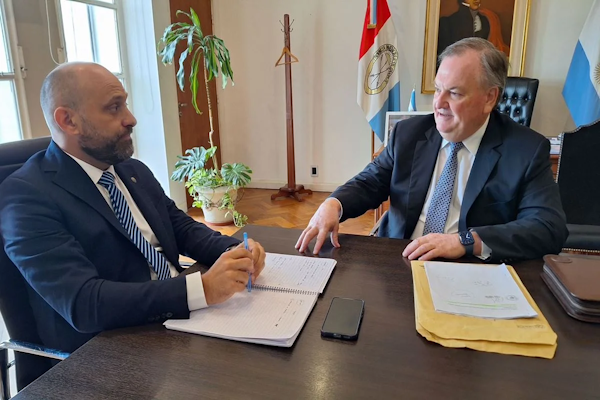 El Senador Michlig y el ministro de la Producción Gustavo Puccini