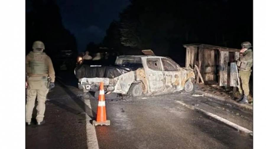 Chile: asesinaron a tiros a tres carabineros durante una emboscada