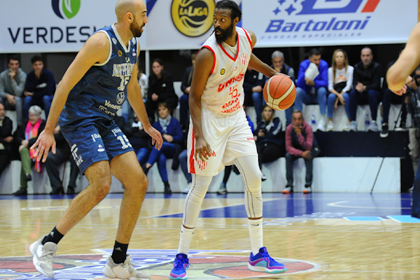 LNB: Unión ganó un partido clave para su lucha por la Permanencia