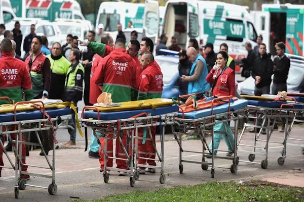 Choque de trenes en Palermo: diez personas con lesiones en el cráneo