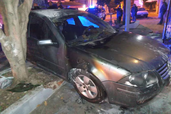 Nuevos ataques incendiarios en Rosario y amenazas a Pullaro, Cococcioni y Bullrich