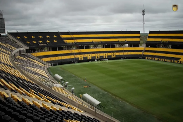 Peñarol no reconoce la reciprocidad de público con Central