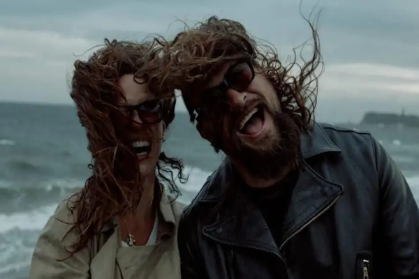 Jason Momoa reveló que está en pareja con la hija de Ricardo Arjona