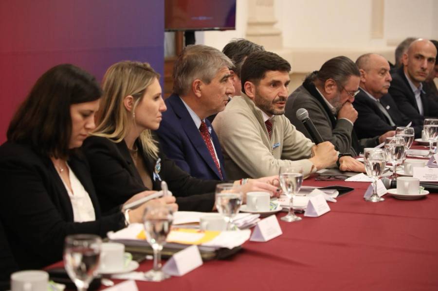 Pullaro encabezó un nuevo encuentro de la Junta Provincial de Seguridad