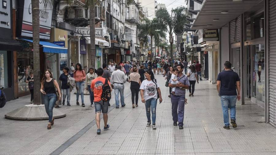 ¿Se paga doble el feriado del 25 de mayo aunque caiga sábado?
