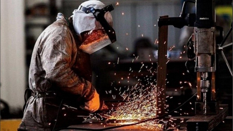 La Provincia advierte “un escenario que va indicando una pérdida de puestos de trabajo registrado”