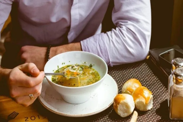 5 recetas de sopas anti frío y gripe