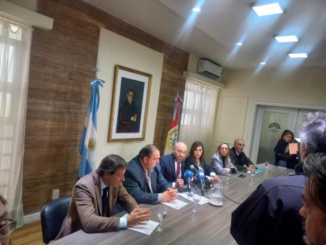Poletti adelantó que el nuevo boleto de colectivos costará 