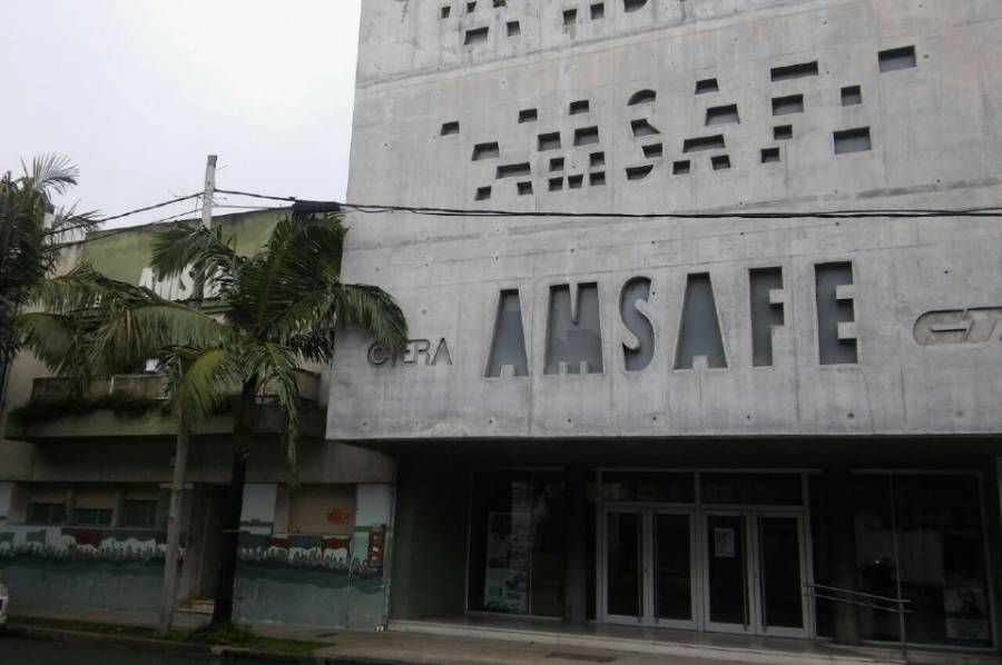 Les llegó el recibo de sueldo a los docentes y se enteraron cuánto les descontaron por el paro