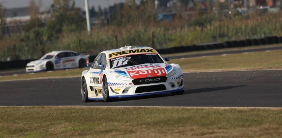 Matías Rossi se quedó con el triunfo en la quinta fecha del Top Race