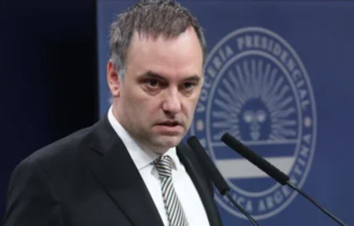 El Gobierno desmintió que Pettovello haya presentado la renuncia y ya tiene el reemplazo de Pablo De la Torre