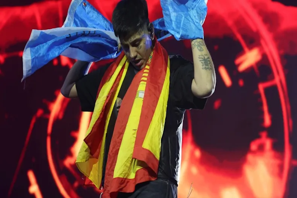 Duki hizo historia en el Santiago Bernabéu