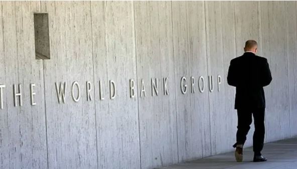 El Banco Mundial empeoró el pronóstico para Argentina y anticipó que la economía caerá 3,5%