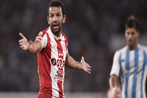 Unión tendría tres cambios ante San Lorenzo