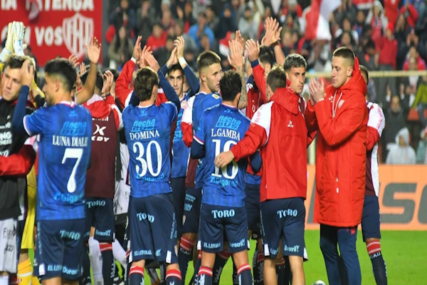 Unión hizo justicia y se quedó con la victoria ante San Lorenzo en el 15 de Abril