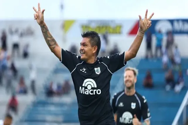 Pulga Rodríguez queda libre de Gimnasia (J)