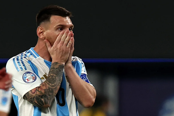 Messi se refirió a su molestia en una pierna