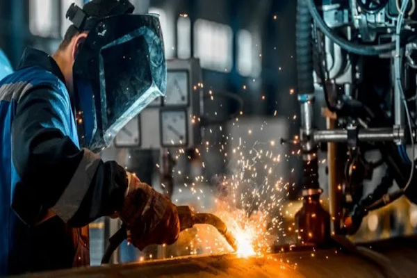 La economía cayó 1,7% en abril y es el nivel más bajo desde la pandemia