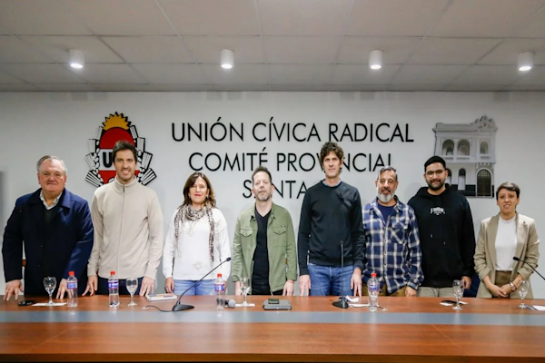 Primer Plenario Nacional de organizaciones radicales 