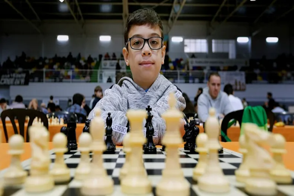 Faustino Oro, a un paso de ser maestro internacional más joven