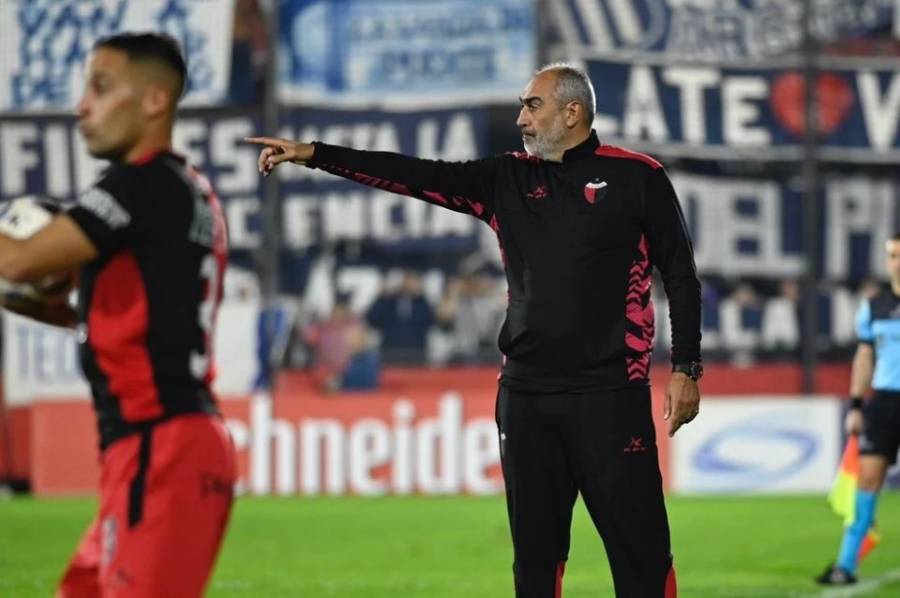 Delfino apostaría por una nueva idea en Colón para visitar a Almirante Brown
