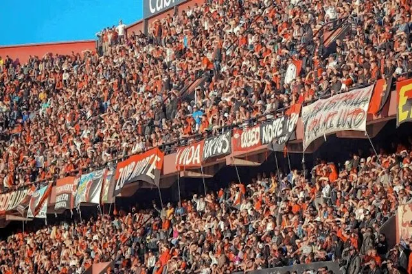 Los hinchas de Colón no podrán asistir al Presbítero Grella