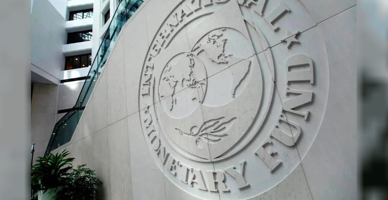 El Gobierno aclaró que no hay una “negociación formal” con el FMI para avanzar en la salida del cepo