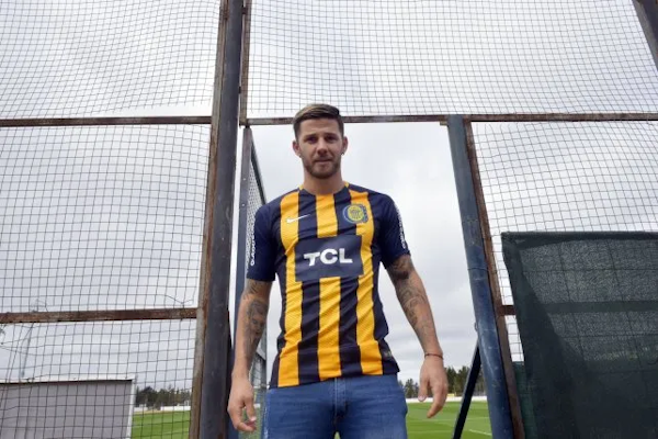 Central suma al defensor Miguel Barbieri