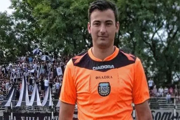 Está el árbitro de Colón ante Estudiantes de Río Cuarto