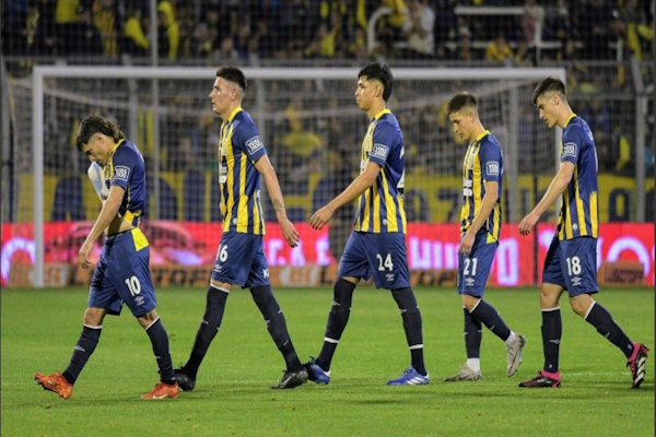 Central perdió ante el líder Huracán en el Gigante