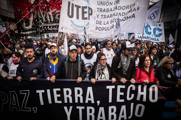 El día de San Cayetano: movilización de la CGT, CTA y los movimientos sociales