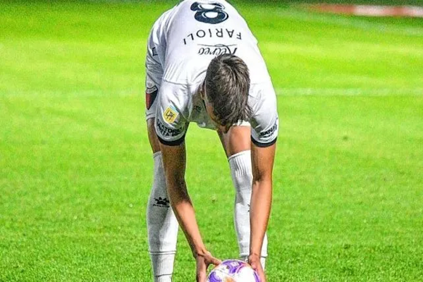 Brian Farioli: el nuevo contrato con dos cláusulas