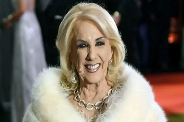 La UBA le otorgará un doctorado a Mirtha Legrand 
