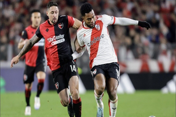 Newell ´s sumó un puntazo ante River en el Monumental