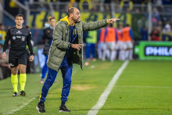 Matías Lequi fue oficializado como DT de Rosario Central