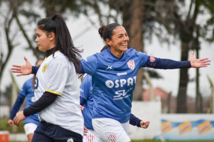 Las chicas de Unión aplastaron a Atlanta en La Tatenguita en la Primera 