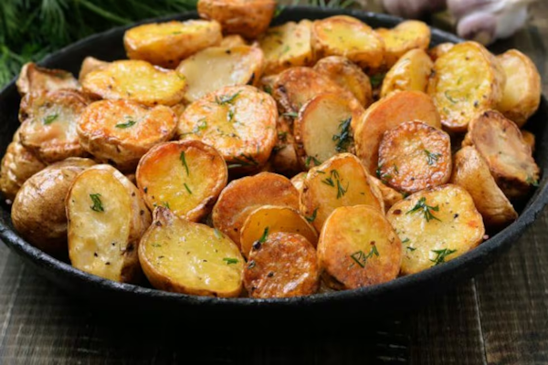 El truco para que las papas al horno no se peguen a la fuente