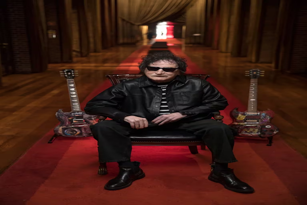 Charly García lanzó La Lógica Del Escorpión