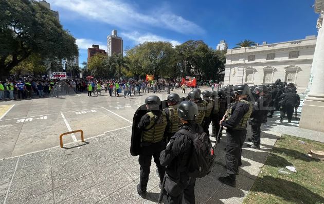 El Frente Unidos repudió la violencia y denunciará los hechos