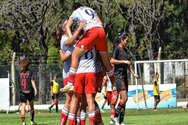 Unión y Argentinos con día y hora definidos