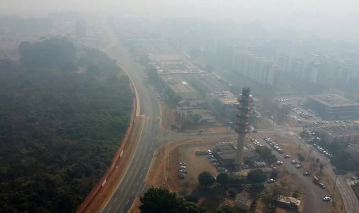 Brasil: la nube de humo provocada por miles de incendios cubre el 80% del territorio
