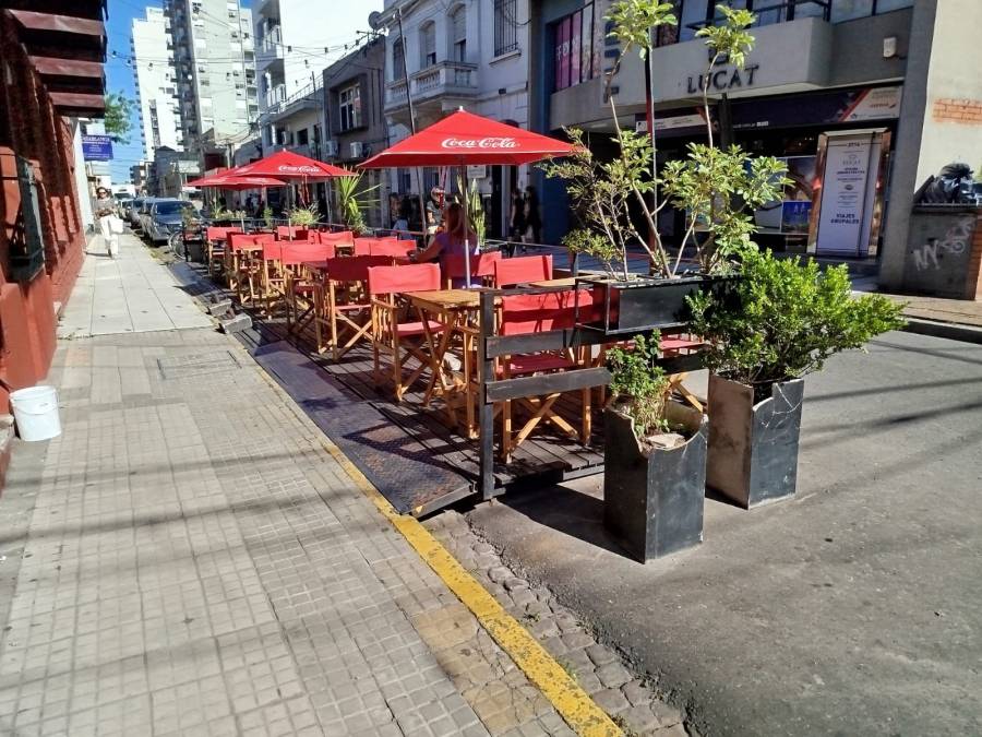 Se regularizó casi el 50% de los balcones gastronómicos