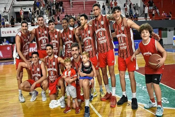 15 de Abril: Unión defenderá su invicto ante el histórico Atenas