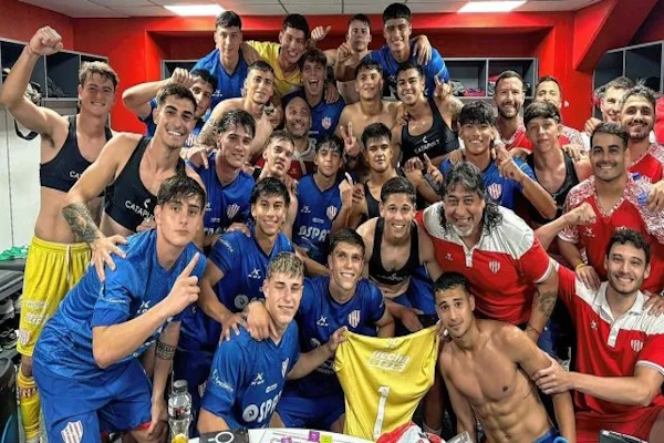 Reserva: Unión derrotó a Estudiantes y está en semifinales