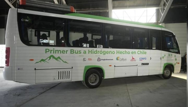 Chile presentó el primer bus a hidrógeno fabricado en el país