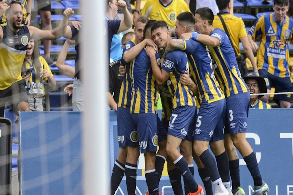 Central cerró el año con un buen triunfo ante Belgrano 