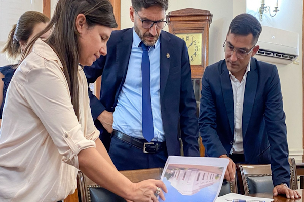 San José del Rincón con colegio para adultos con edificio propio 