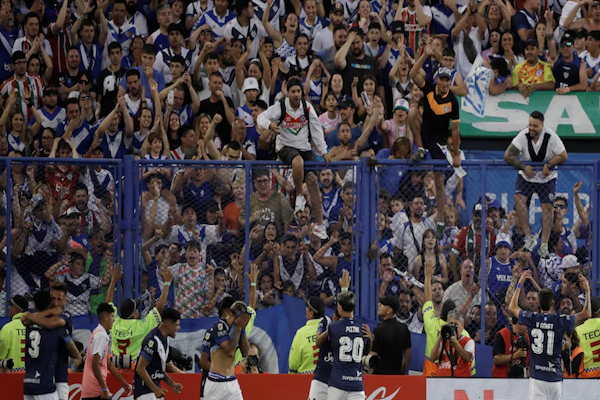 Vélez derrotó a Huracán y se consagró campeón de la Liga Profesional